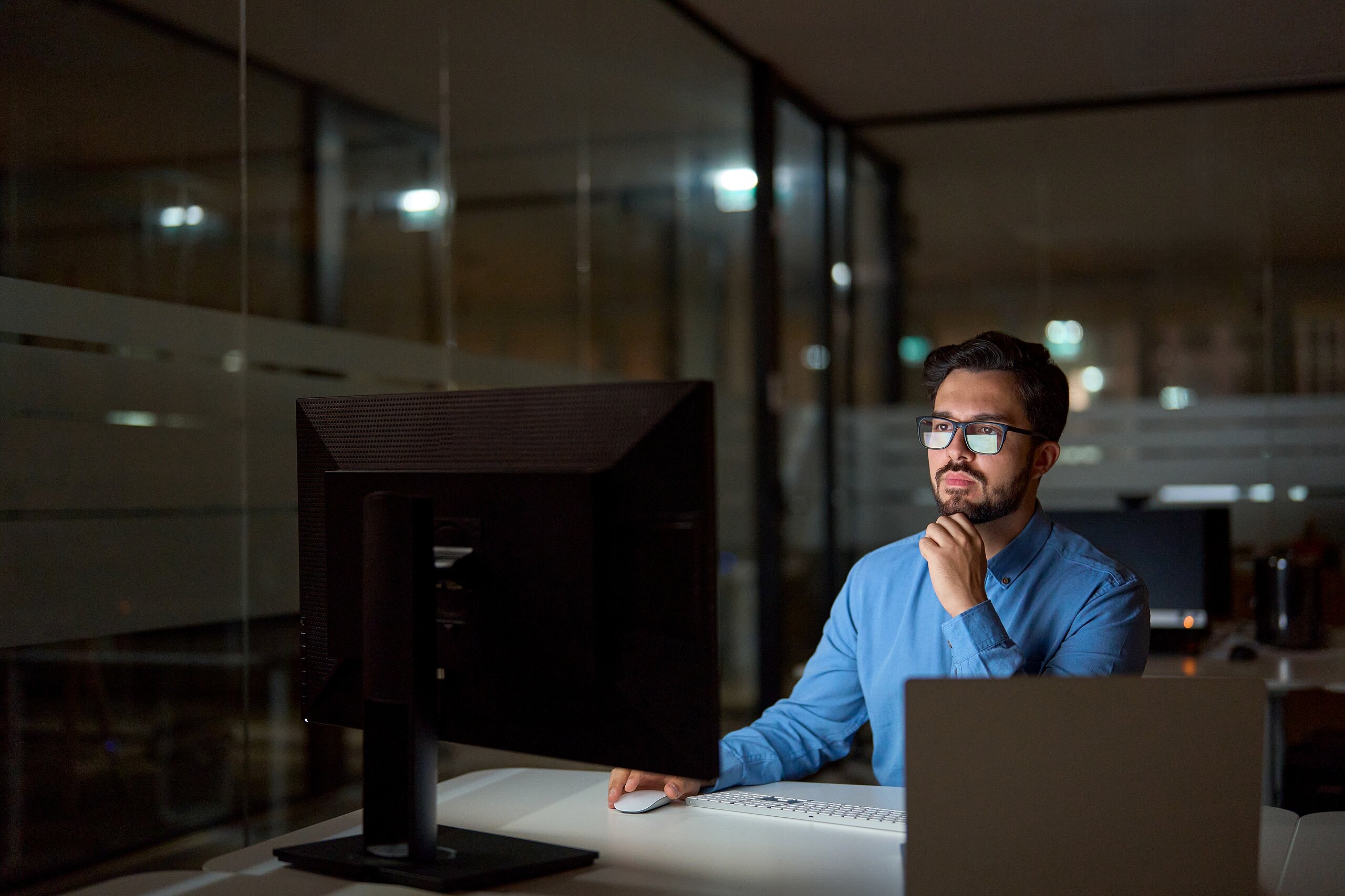 AdobeStock_680145524_Monitoring
