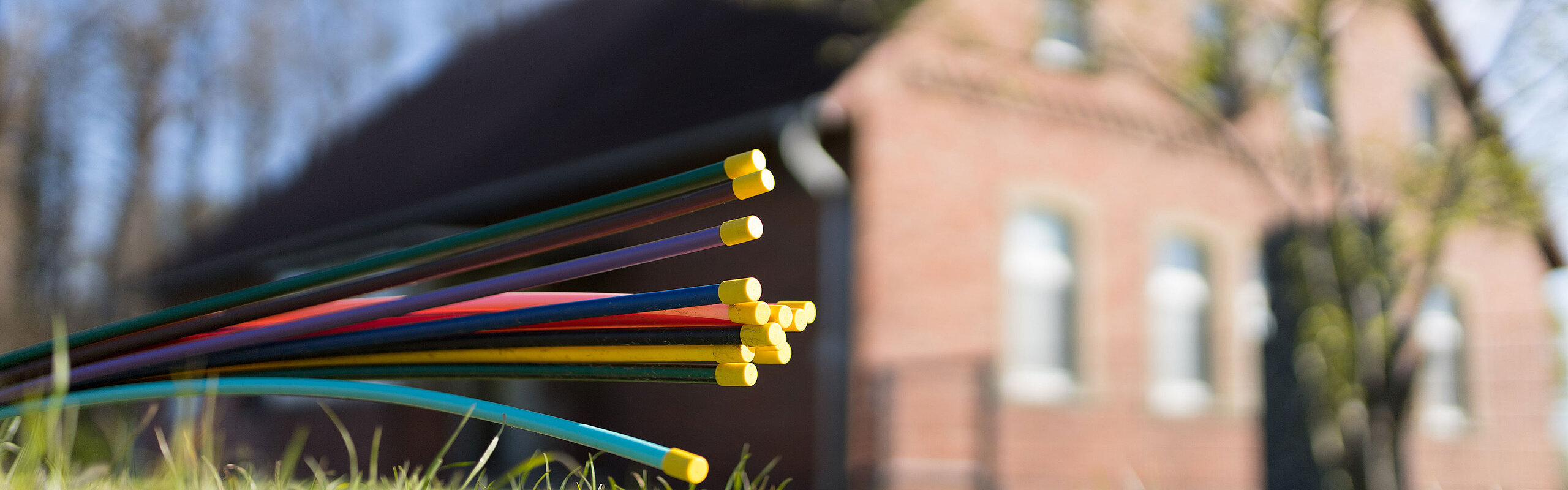 Teledata-glasfaserhausanschluss-hero-privat